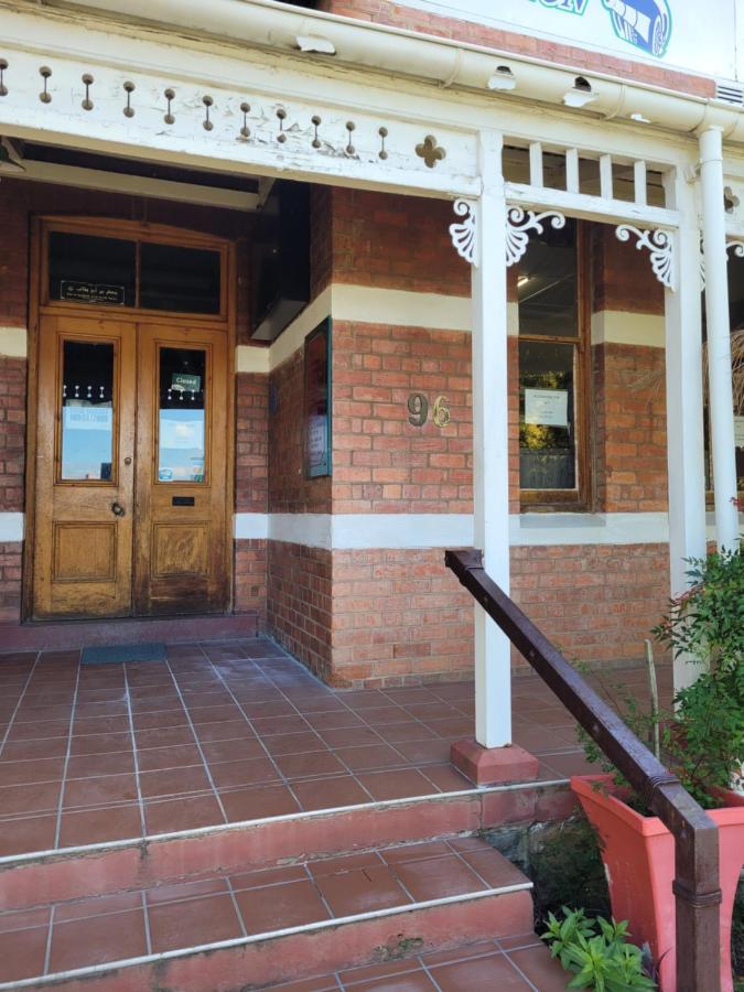 The Cannon Lodge 纽卡斯尔 外观 照片